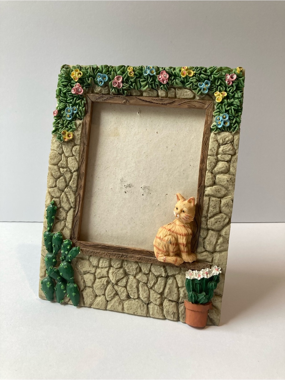 3D Decorative Cat Garden Picture Frame Fits 4” X 3.5” Photo Flower Plant Cactus